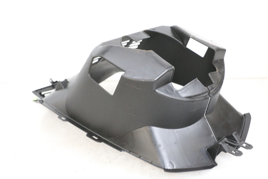 photo de PRZEŚWIT PRZEDNIEGO KOŁA PEUGEOT CITYSTAR 50 (2013 - 2017) - Zbliżenie techniczne