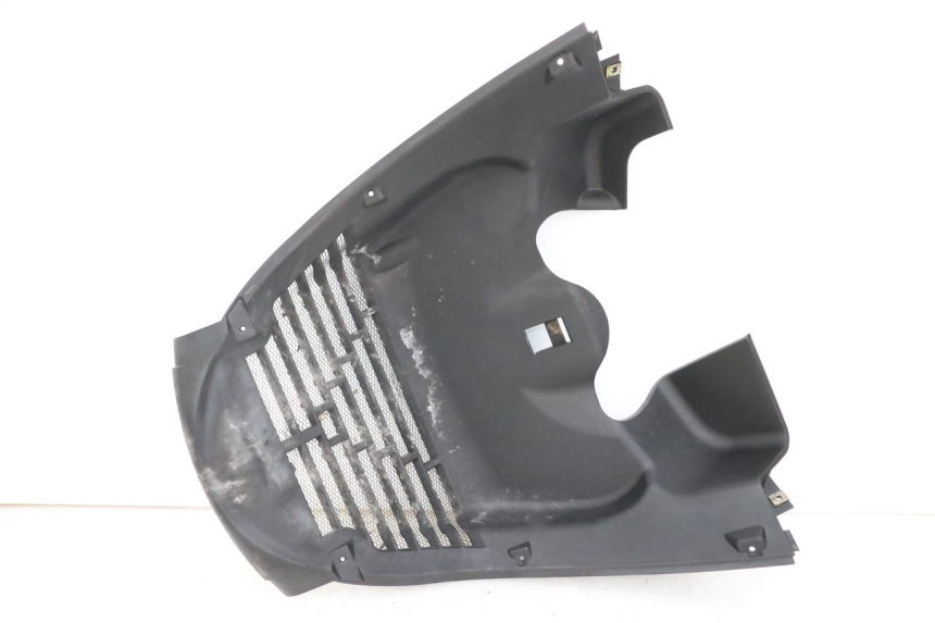 photo de PRZEŚWIT PRZEDNIEGO KOŁA KYMCO DINK STREET 125 (2009 - 2014) - Widok główny