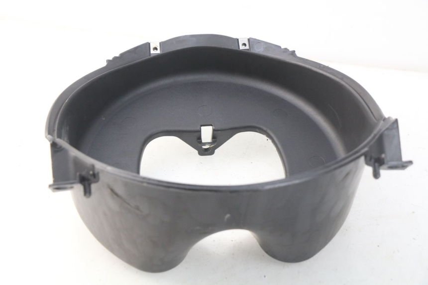 photo de PRZEŚWIT PRZEDNIEGO KOŁA PIAGGIO FLY 2T 50 (2004 - 2017) - Zbliżenie techniczne