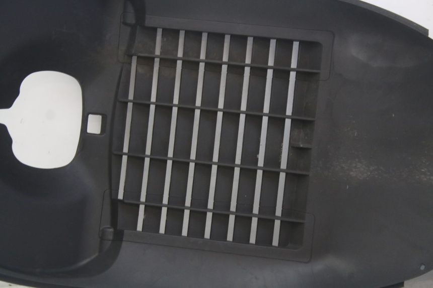 photo de PRZEŚWIT PRZEDNIEGO KOŁA PEUGEOT GEOPOLIS RS 125 (2007 - 2009) - Zbliżenie techniczne