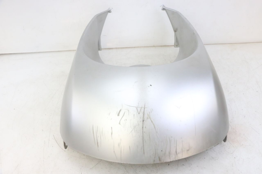 photo de PRZEŚWIT PRZEDNIEGO KOŁA PEUGEOT KISBEE 2T 50 (2018 - 2022) - Zbliżenie komponentów