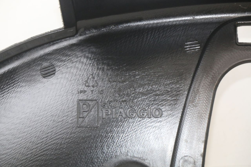 photo de PRZELOT PRZEDNIEGO KOŁA PIAGGIO MP3 LT 400 (2007 - 2012) - Oznaczenia i referencje