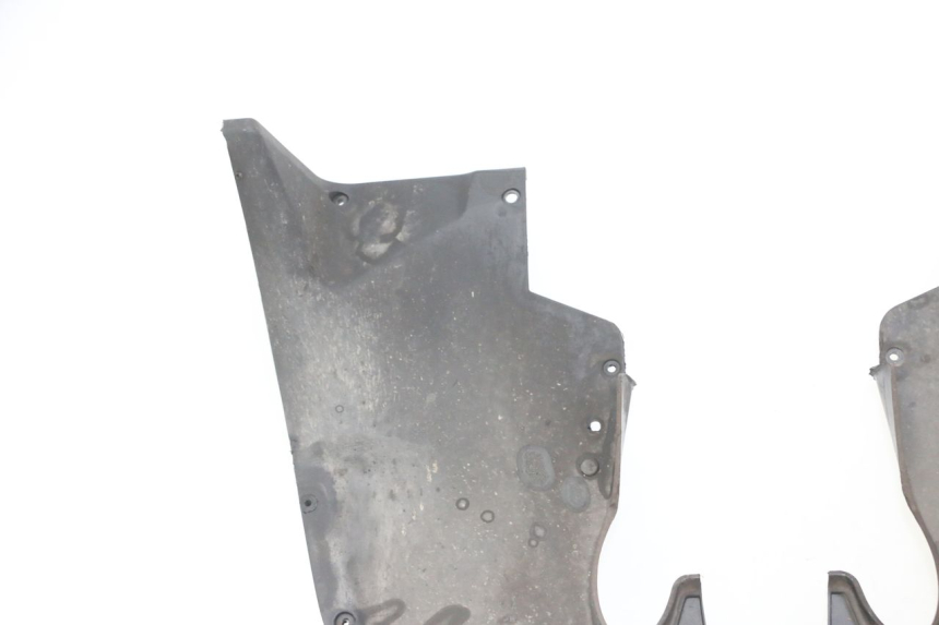 photo de PRZELOT PRZEDNIEGO KOŁA PIAGGIO MP3 LT 400 (2007 - 2012) - Szczegóły charakterystyczne