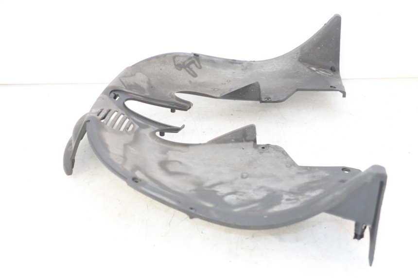 photo de PRZELOT PRZEDNIEGO KOŁA PIAGGIO MP3 LT 400 (2007 - 2012) - Oznaczenia i referencje