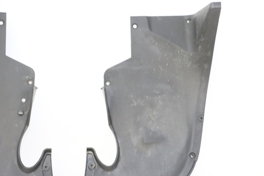 photo de PRZEŚWIT PRZEDNIEGO KOŁA PIAGGIO MP3 RL 250 (2006 - 2010) - Punkty mocowania