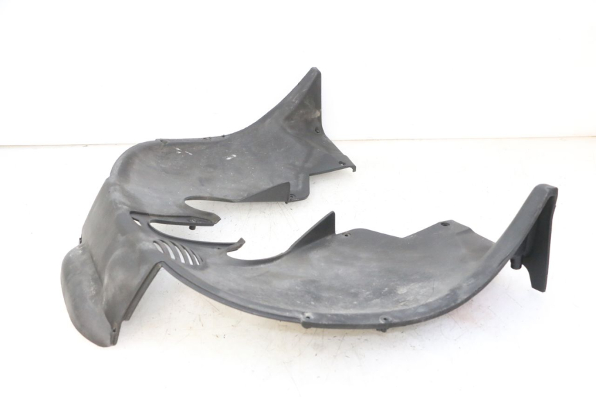 photo de PRZEŚWIT PRZEDNIEGO KOŁA PIAGGIO MP3 500 (2011 - 2015) - Punkty mocowania