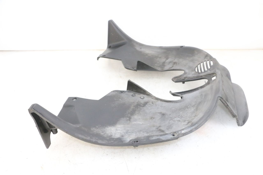 photo de PRZELOT PRZEDNIEGO KOŁA PIAGGIO MP3 500 (2016 - 2018) - Zbliżenie techniczne