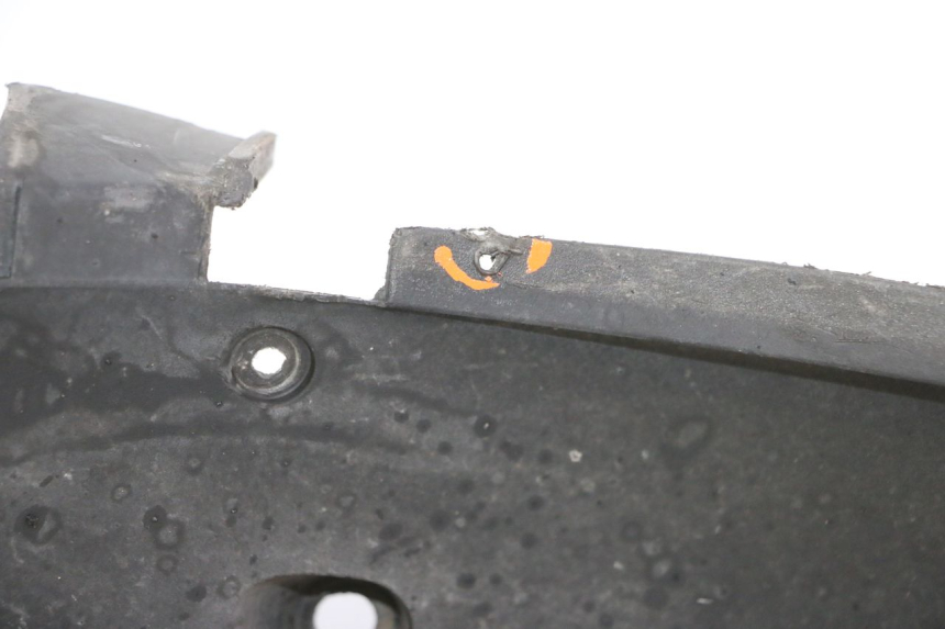 photo de PRZEŚWIT PRZEDNIEGO KOŁA PIAGGIO NEW TYPHOON 50 (2010 - 2017) - Szczegóły charakterystyczne