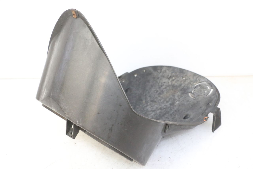 photo de PRZEŚWIT PRZEDNIEGO KOŁA PIAGGIO NEW TYPHOON 50 (2010 - 2017) - Zbliżenie techniczne