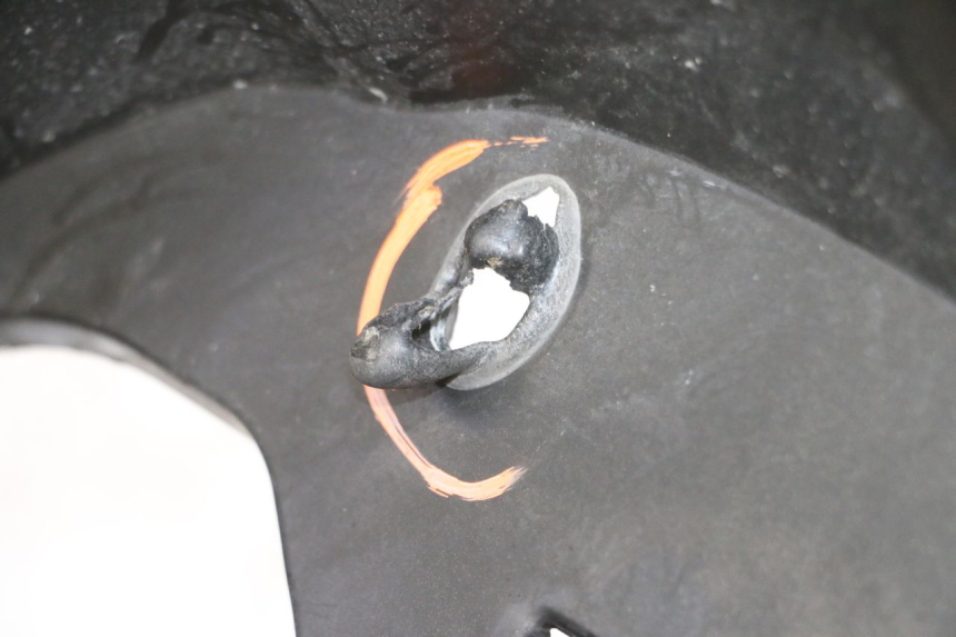 photo de PRZEŚWIT PRZEDNIEGO KOŁA PIAGGIO NEW TYPHOON 50 (2010 - 2017) - Stan powierzchni