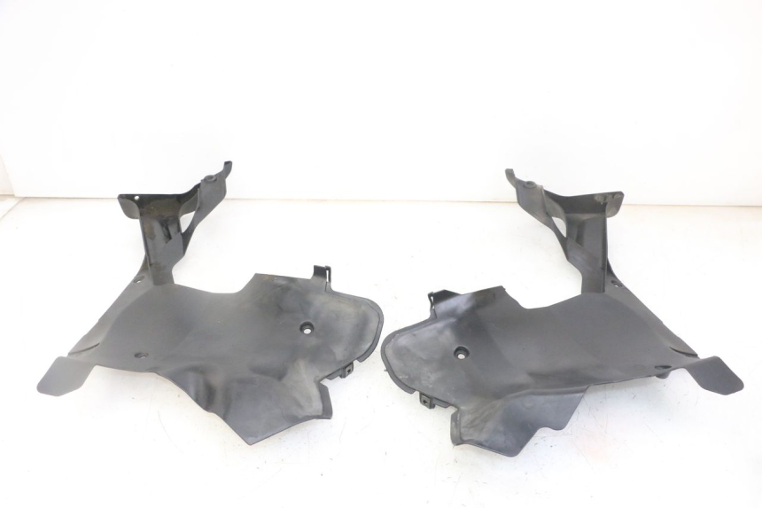 photo de PRZELOT PRZEDNIEGO KOŁA HONDA NTV DEAUVILLE ABS 700 (2007 - 2016) - Inny kąt widzenia