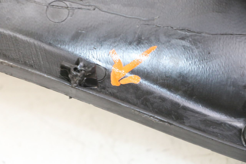 photo de PRZELOT PRZEDNIEGO KOŁA PIAGGIO MP3 LT 400 (2007 - 2012) - Inny kąt widzenia