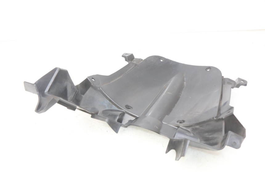 photo de PRZELOT PRZEDNIEGO KOŁA SUZUKI SIXTEEN 125 (2008 - 2010) - Inny kąt widzenia