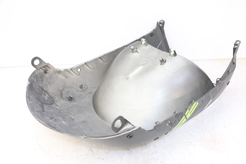 photo de PRZEŚWIT PRZEDNIEGO KOŁA PEUGEOT STREETZONE I NAKED 2T 50 (2018 - 2020) - Zbliżenie techniczne