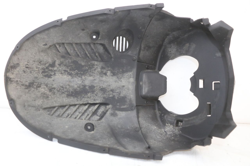 photo de PRZEPUST PRZEDNIEGO KOŁA KYMCO SUPER 8 4T 50 (2021 - 2024) - Stan powierzchni