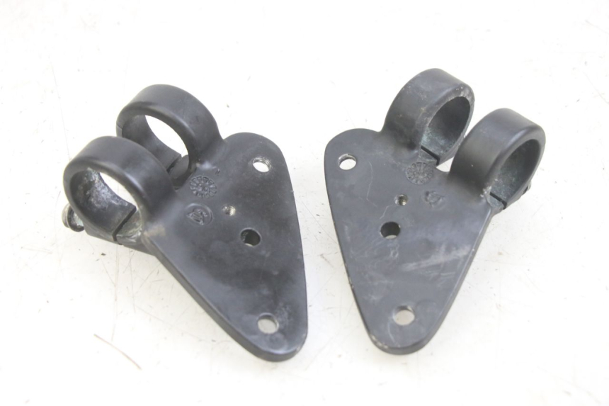 photo de UCHWYT REFLEKTORA GILERA DNA 50 (2000 - 2007) - Zoom stanu zużycia