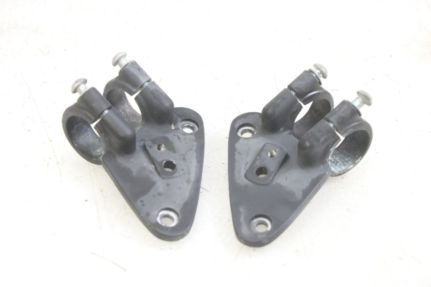 photo de UCHWYT REFLEKTORA GILERA DNA 50 (2000 - 2007) - Inny kąt widzenia