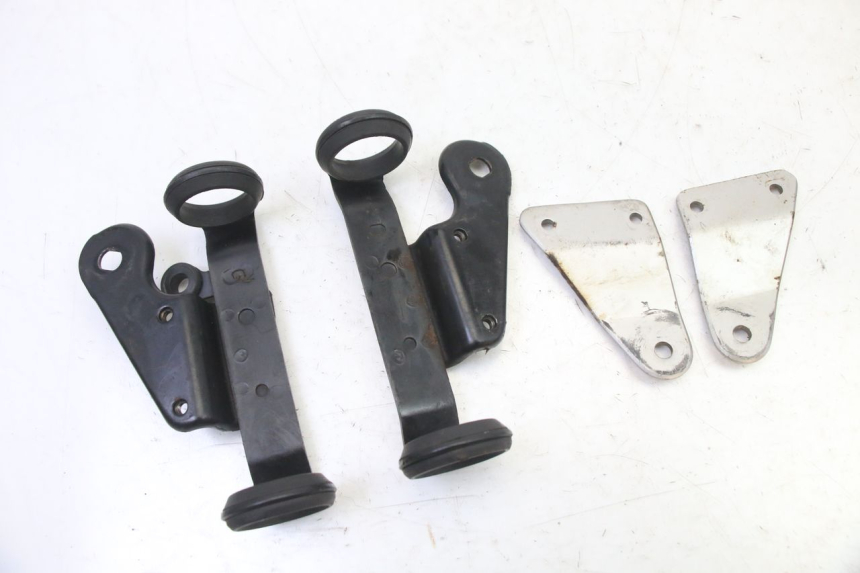 photo de UCHWYT REFLEKTORA SUZUKI GS GSE 500 (2001 - 2003) - Widok główny