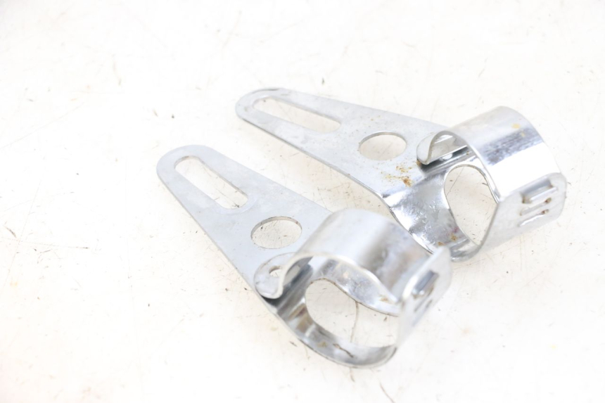 photo de UCHWYT REFLEKTORA SUZUKI GSF N BANDIT 600 (1996 - 1999) - Inny kąt widzenia