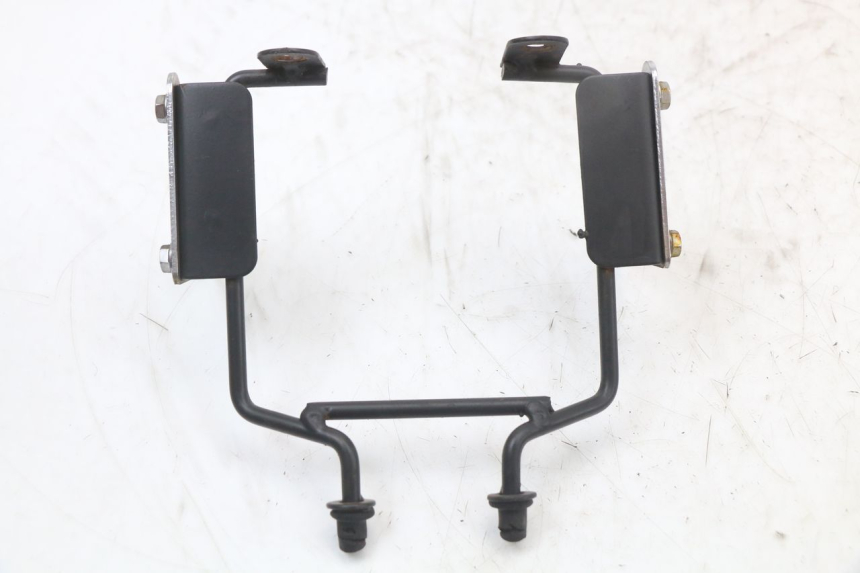 photo de UCHWYT REFLEKTORA ASTOR ORCAL 125 (2015 - 2017) - Zbliżenie techniczne