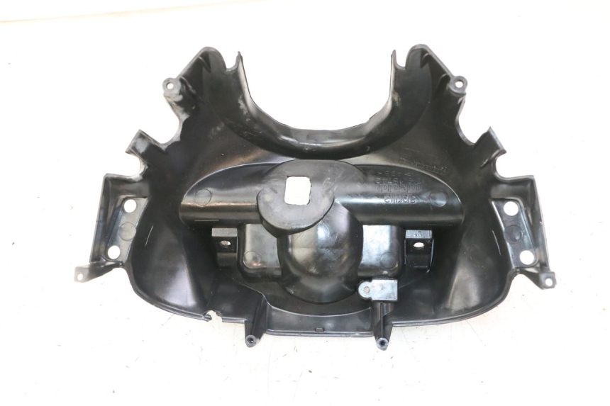 photo de UCHWYT REFLEKTORA APRILIA SCARABEO GT TOURING 125 (1999 - 2005) - Zbliżenie techniczne