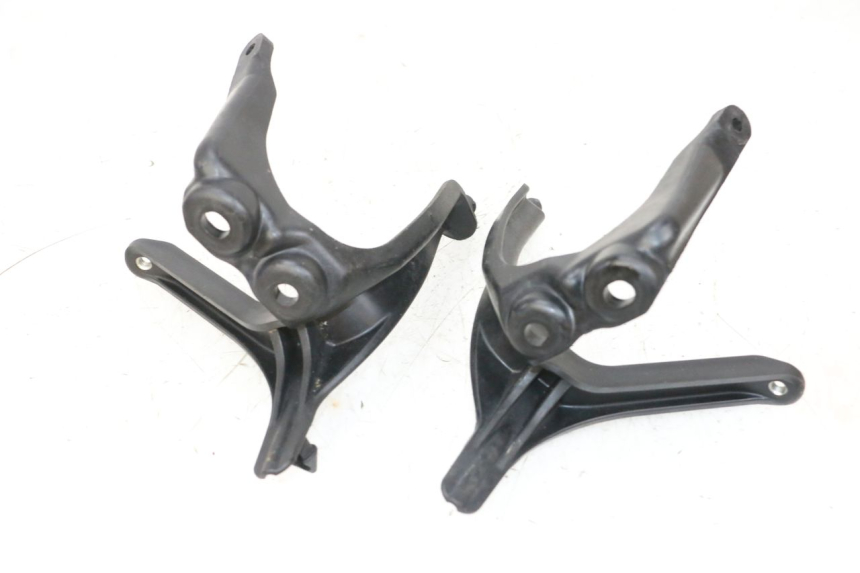 photo de UCHWYT REFLEKTORA YAMAHA YFM R RAPTOR 250 (2008 - 2014) - Zoom stanu zużycia