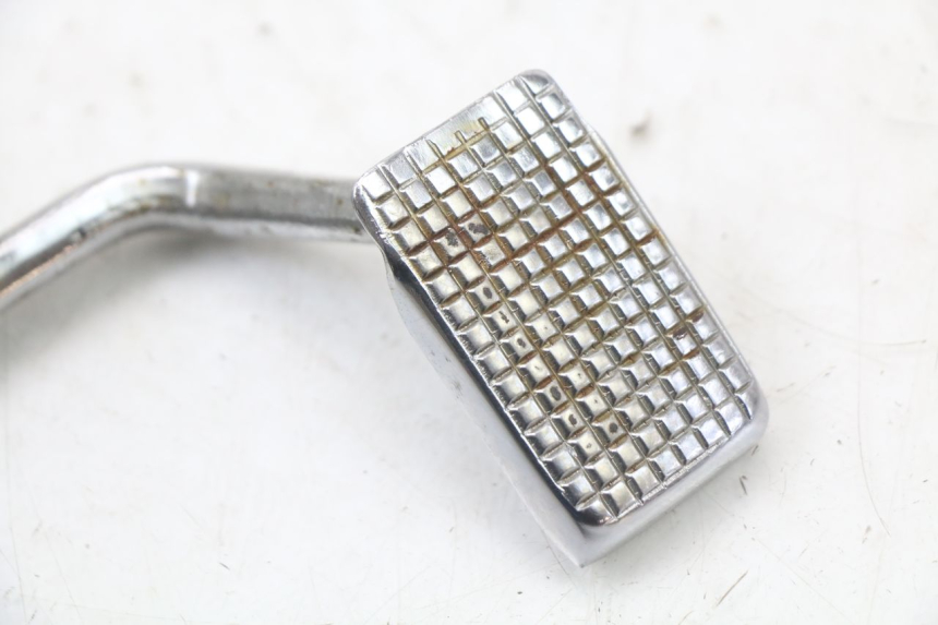 photo de Pedał hamulca HYOSUNG GV AQUILA 125 (2000 - 2009) - Zbliżenie techniczne