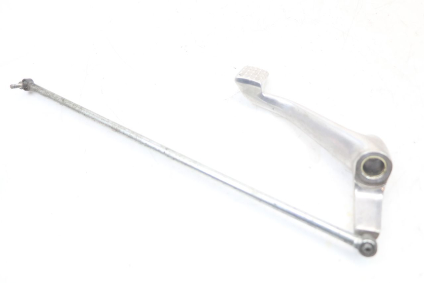 photo de Pedał hamulca HARLEY DAVIDSON SPORTSTER XL CUSTOM 883 (1999 - 2006) - Zbliżenie techniczne