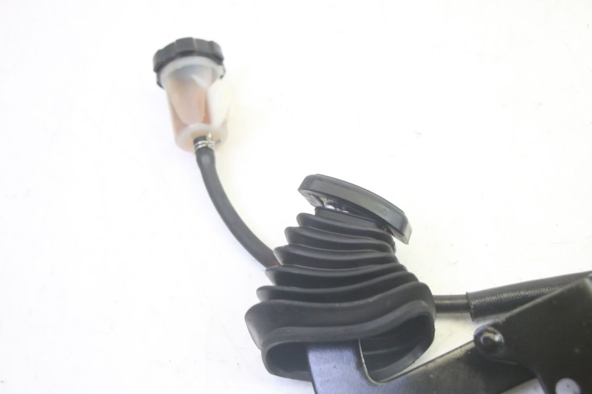 photo de Pedał hamulca PIAGGIO MP3 HPE 350 (2018 - 2020) - Stan powierzchni