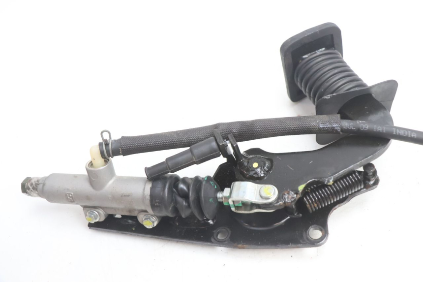photo de Pedał hamulca PIAGGIO MP3 LT 400 (2007 - 2012) - Inny kąt widzenia