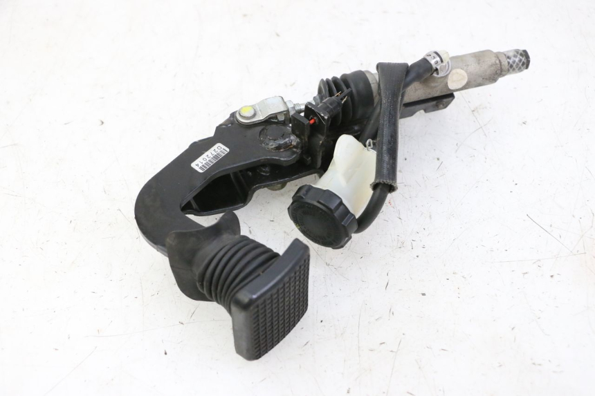 photo de Pedał hamulca PIAGGIO MP3 500 (2014 - 2017) - Inny kąt widzenia