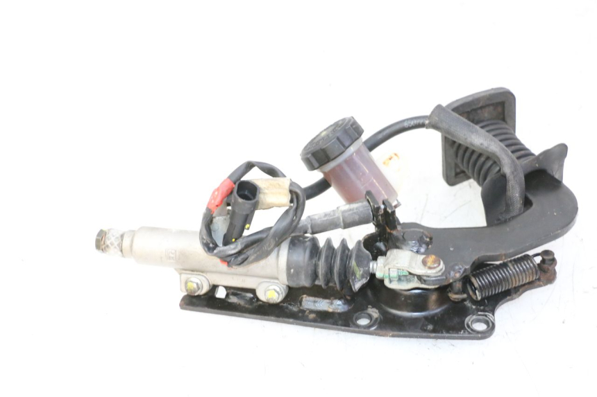 photo de Pedał hamulca PIAGGIO MP3 RL 250 (2006 - 2010) - Zbliżenie techniczne