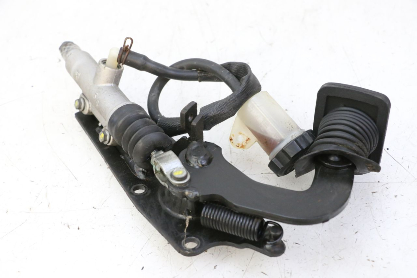photo de Pedał hamulca PIAGGIO MP3 500 (2011 - 2015) - Zbliżenie techniczne