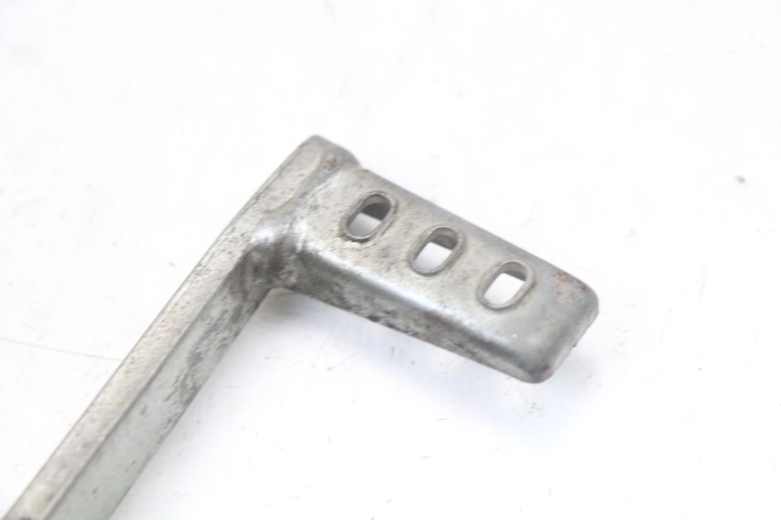 photo de Pedał hamulca SUZUKI GS F 500 (2004 - 2007) - Szczegół części