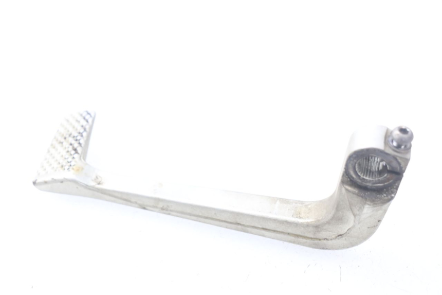 photo de Pedał hamulca YAMAHA TDM ABS 900 (2002 - 2014) - Zbliżenie techniczne