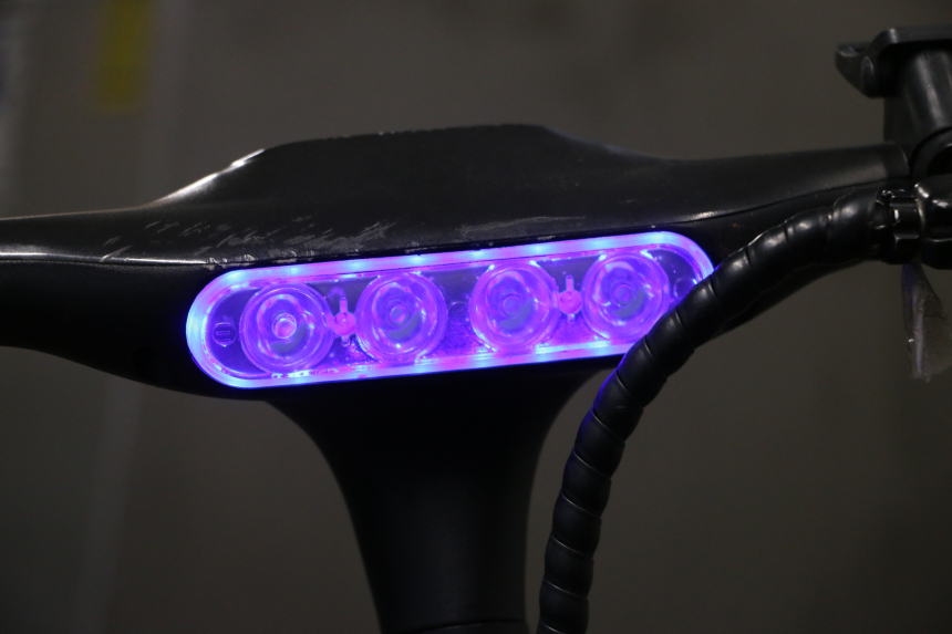 photo de REFLEKTOR PRZEDNI URBANGLIDE 100XS 1 - Część sprawdzona