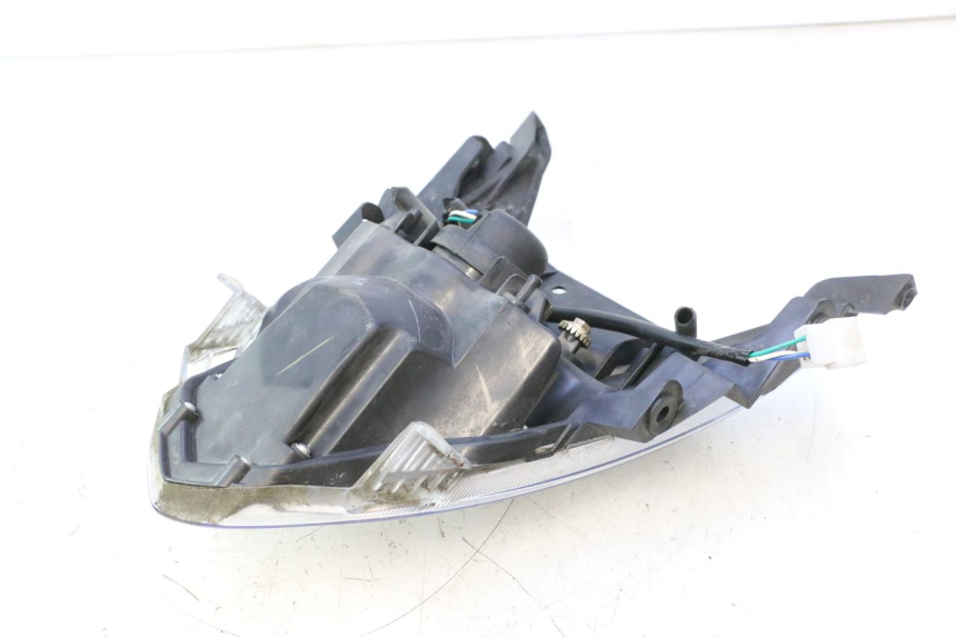 photo de REFLEKTOR PRZEDNI KYMCO AGILITY 16+ 4T 50 (2018 - 2023) - Oznaczenia i referencje
