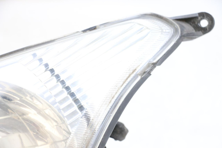 photo de REFLEKTOR PRZEDNI KYMCO AGILITY 4T 50 (2005 - 2018) - Oznaczenia i referencje