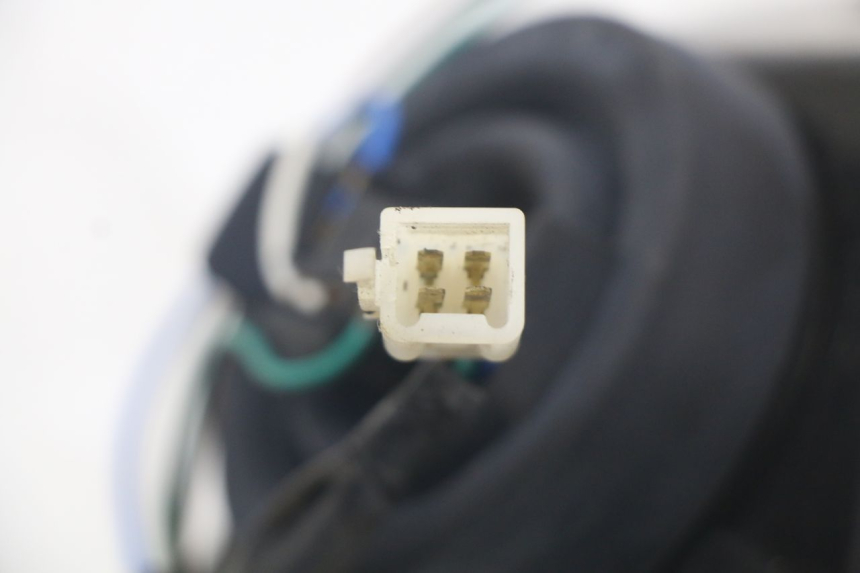 photo de REFLEKTOR PRZEDNI KYMCO AGILITY 4T 50 (2018 - 2022) - Punkty mocowania