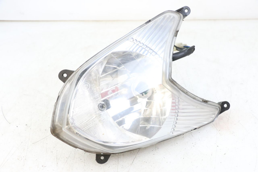 photo de REFLEKTOR PRZEDNI KYMCO AGILITY 4T 50 (2005 - 2018) - Stan powierzchni
