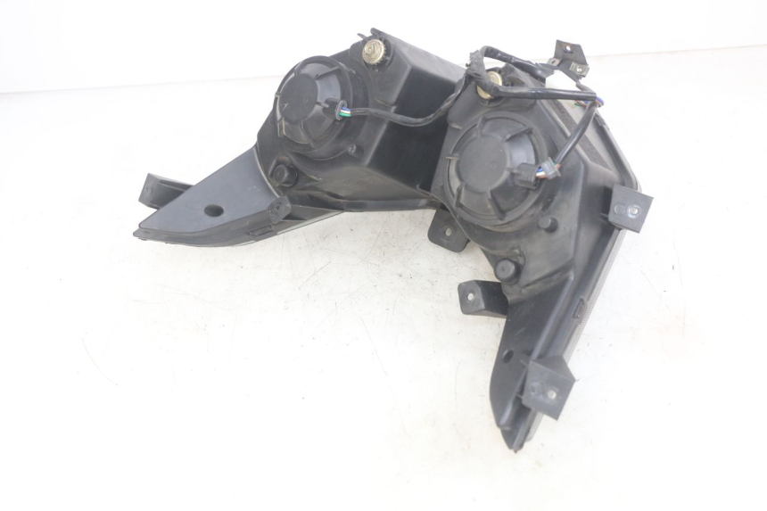 photo de REFLEKTOR PRZEDNI NECO ALEXONE 125 (2017 - 2024) - Szczegół części