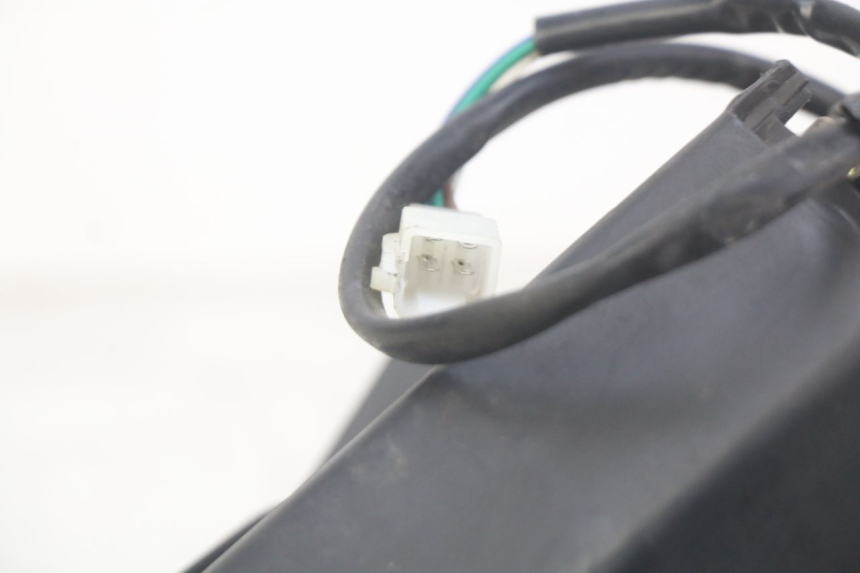 photo de REFLEKTOR PRZEDNI NECO ALEXONE 125 (2017 - 2024) - Inny kąt widzenia