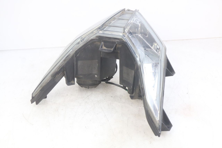 photo de REFLEKTOR PRZEDNI NECO ALEXONE 125 (2017 - 2024) - Punkty mocowania