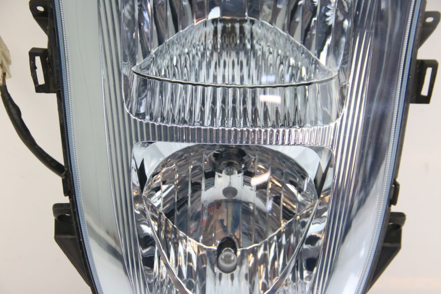 photo de REFLEKTOR PRZEDNI ECCITY ARTELEC 670 1 (2013 - 2017) - Zoom stanu zużycia