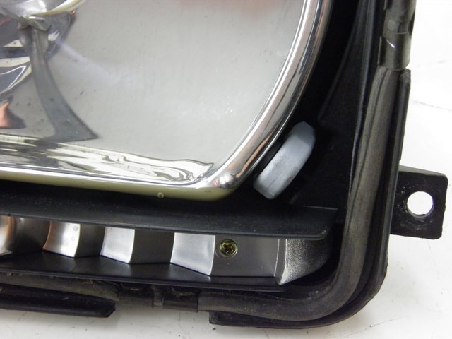 photo de REFLEKTOR PRZEDNI BMW K 75 RT ABS 750 (1989 - 1997) - Zoom stanu zużycia