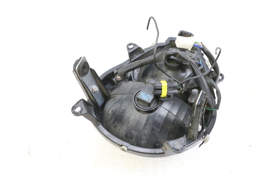 photo de REFLEKTOR PRZEDNI MAG POWER BOMBERS 4T 50 (2016 - 2026) - Szczegóły charakterystyczne