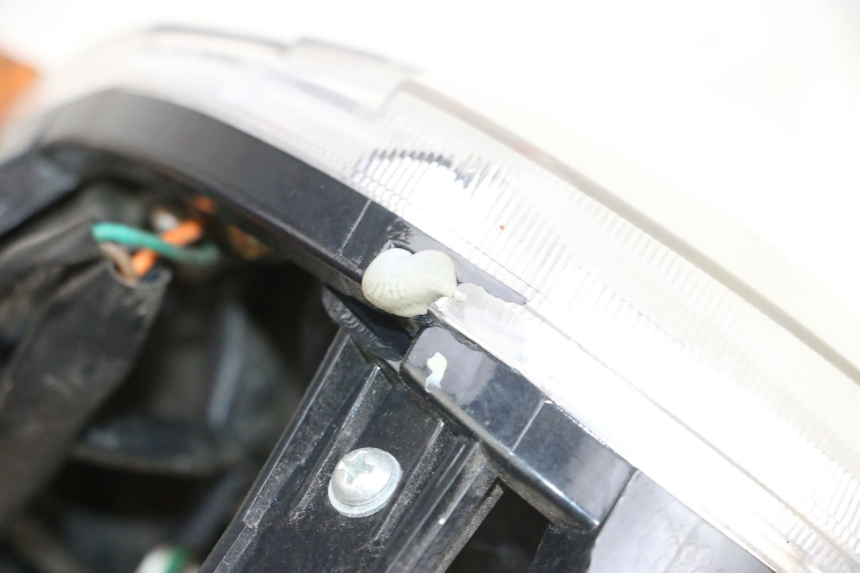 photo de REFLEKTOR PRZEDNI MAG POWER BOMBERS 4T 50 (2016 - 2026) - Zbliżenie techniczne