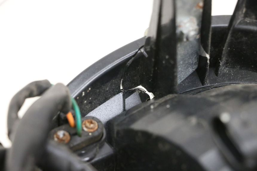 photo de REFLEKTOR PRZEDNI MAG POWER BOMBERS 4T 50 (2016 - 2026) - Część sprawdzona