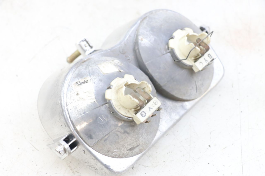 photo de REFLEKTOR PRZEDNI MBK BOOSTER SPIRIT 50 (2004 - 2017) - Zbliżenie techniczne