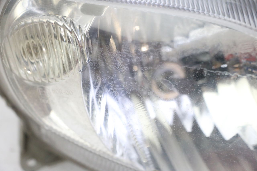 photo de REFLEKTOR PRZEDNI SUZUKI BURGMAN 125 (2007 - 2014) - Widok ogólny